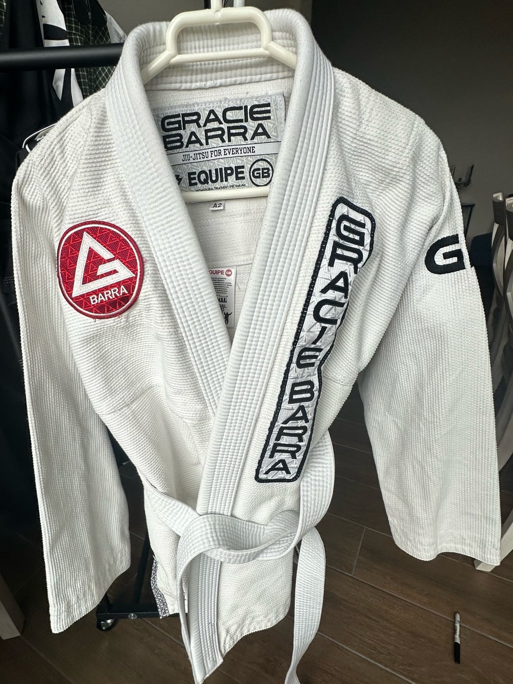Gracie Barra Men’s White Brazilian Jiu-Jitsu Gi Jacket